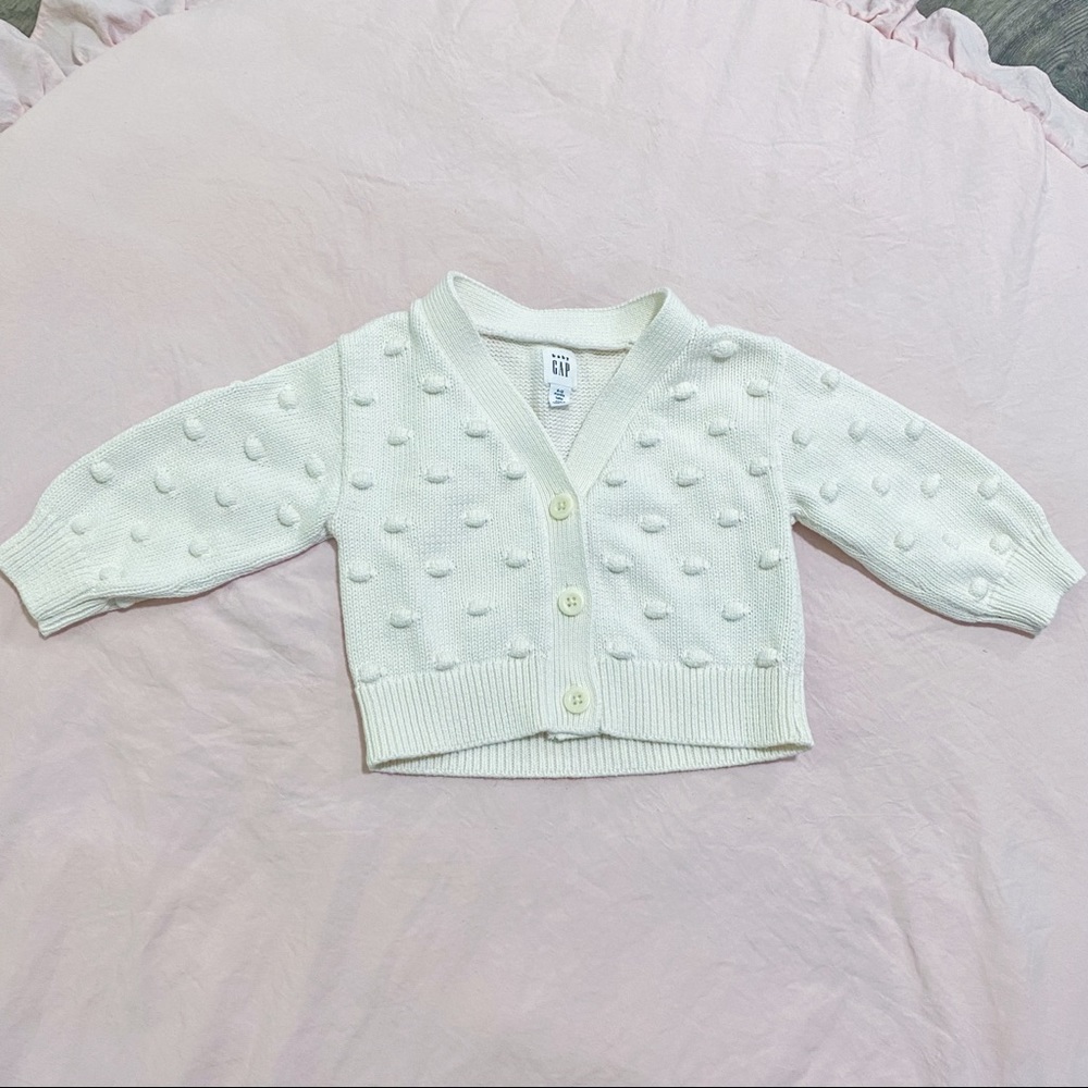 BabyGAP ivory bobble cardigan